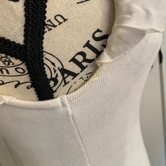 ZARA White Ruffle Sleeve Women's Bodysuit - Picture 5 of 9